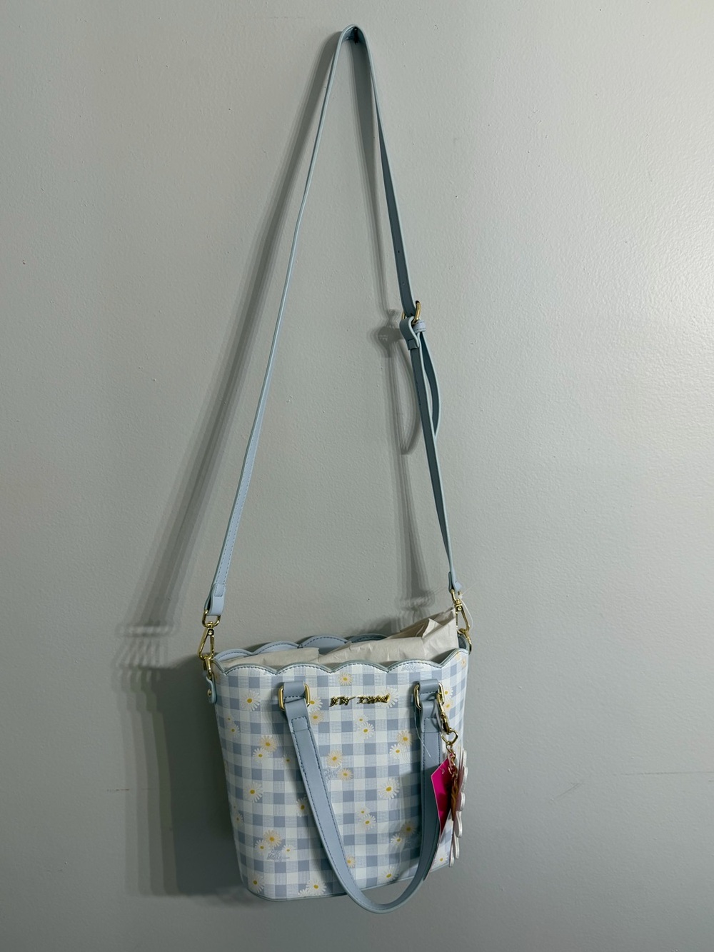 *NWT* Betsey Johnson Purse Blue Gingham and Daisy Pattern Shoulder Tote Bag - Picture 4 of 5